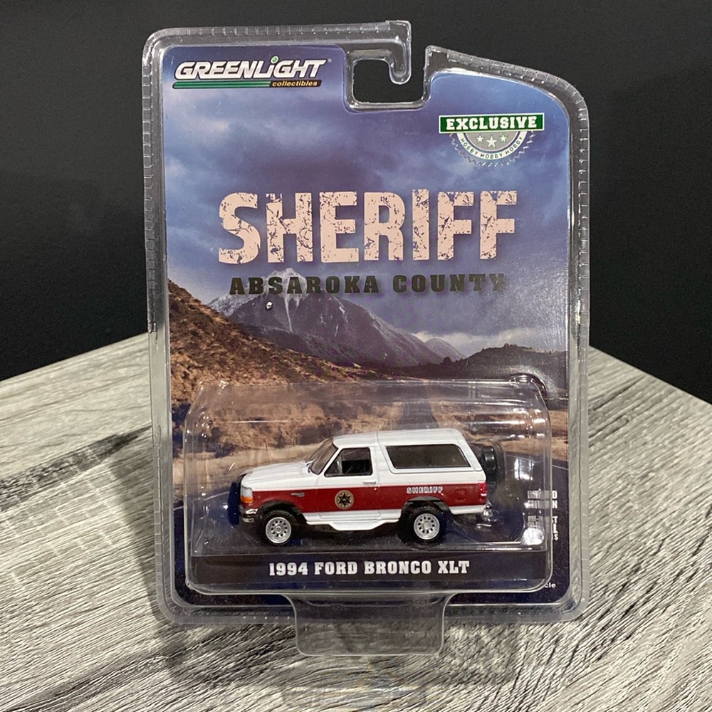 GreenLight | Sheriff Absaroka County: 1994 Ford Bronco XLT - 1:64 Die-Cast